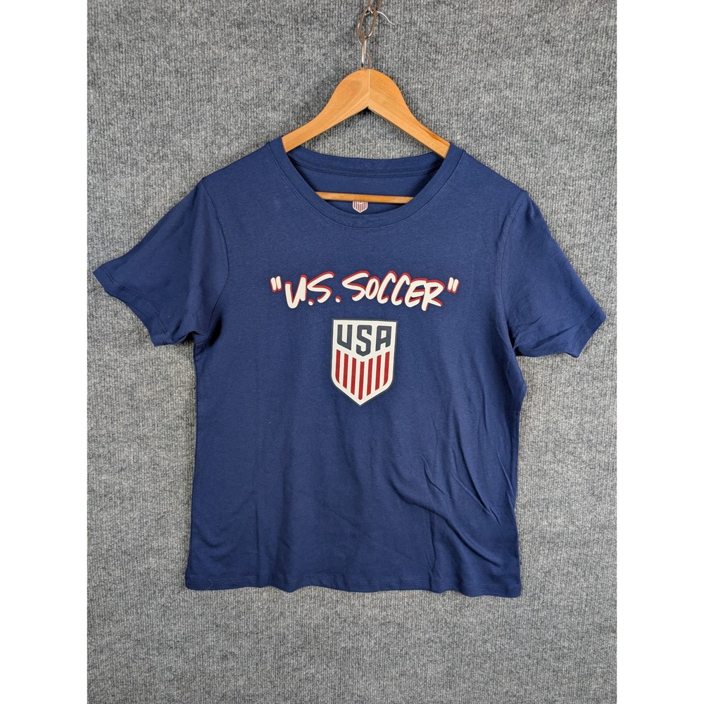US Soccer Navy Blue Graphic T-Shirt Mens Medium USA Crest Cotton Tee